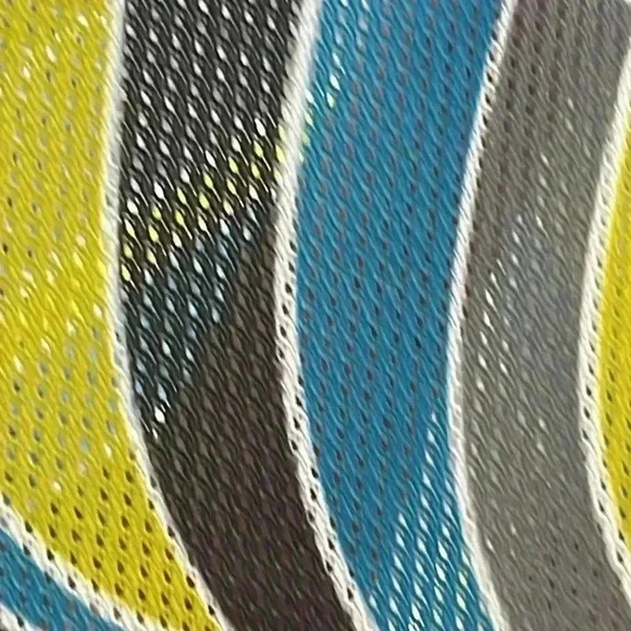 Kenneth Cole Abstract Art Deco Button Mesh Front Top Size XL - Picture 5 of 8